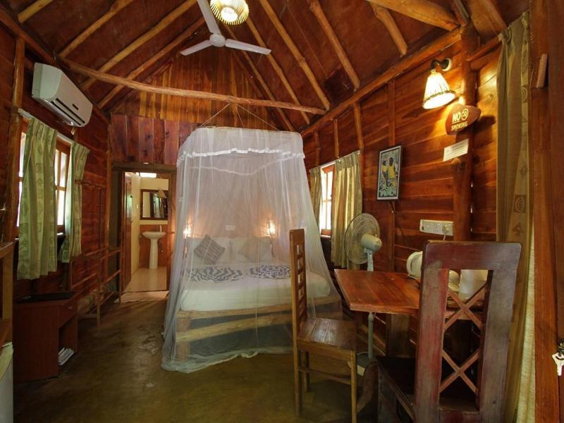 Kirinda Beach Resort, Yala Esterno foto