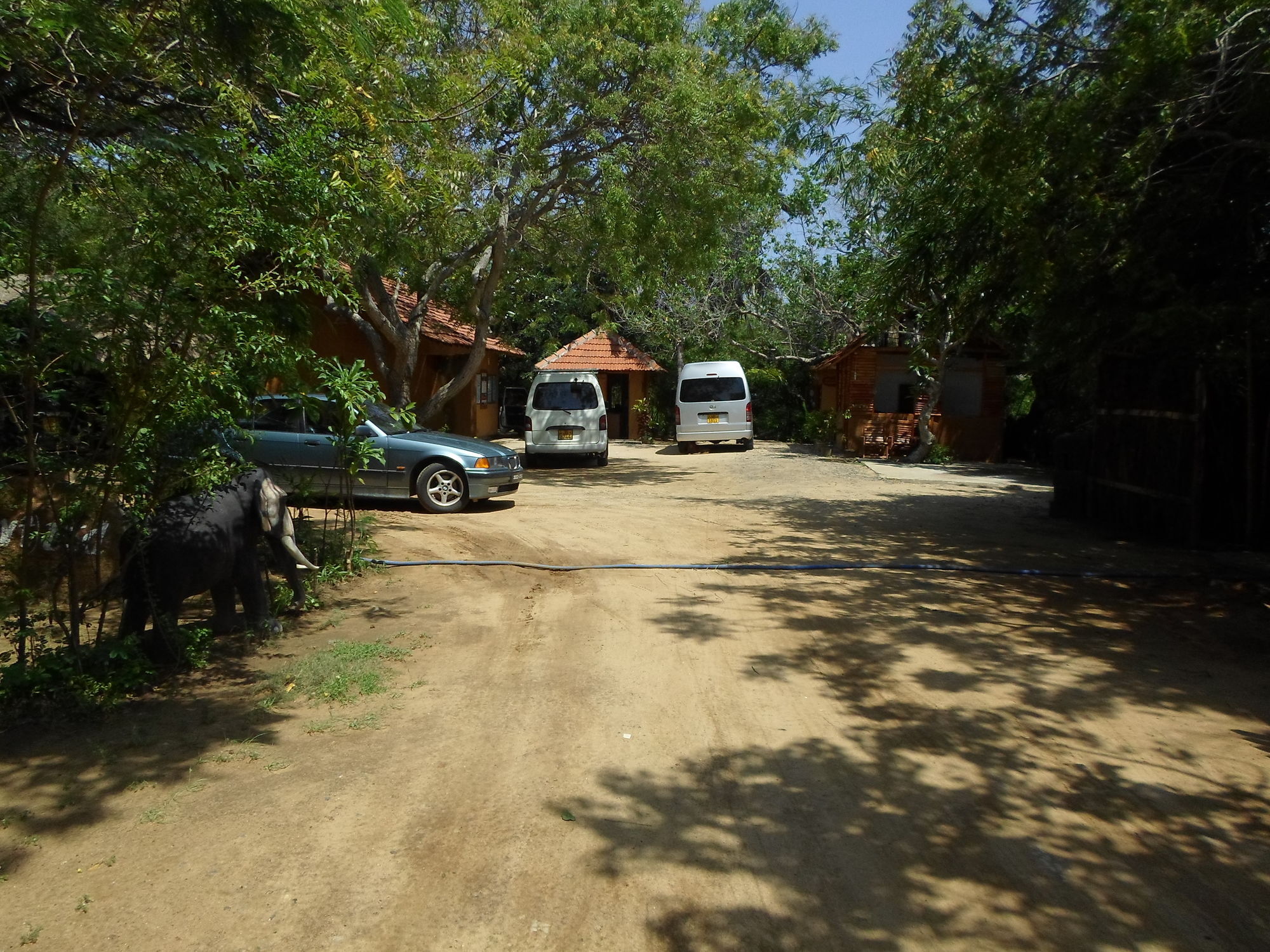 Kirinda Beach Resort, Yala Esterno foto